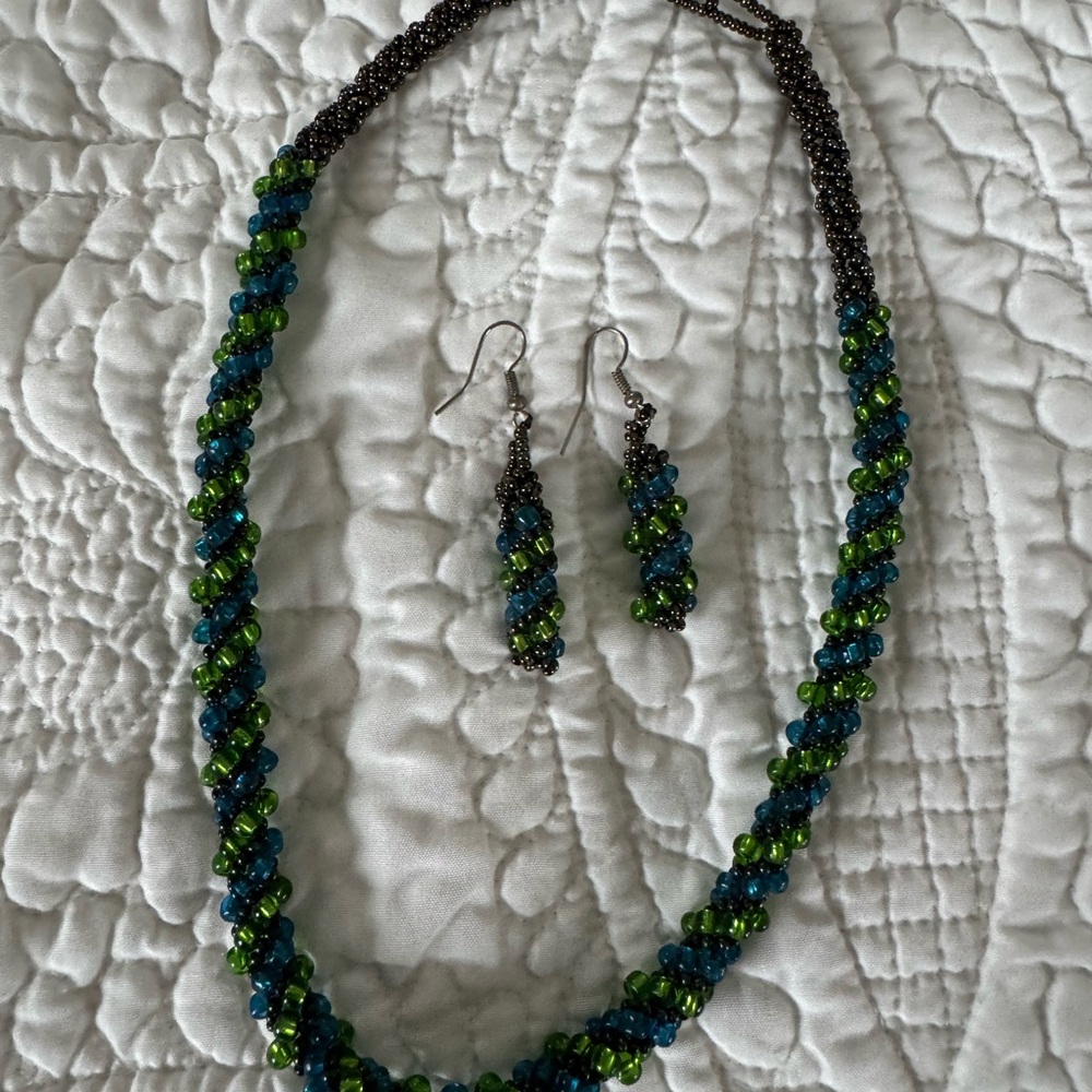 Elegant Beaded Necklace and Earring Set Made in Ecuador
